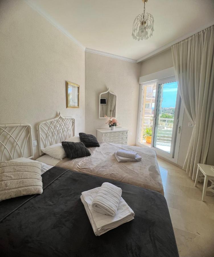 Golf Resort Torrequebrada 贝纳尔马德纳 外观 照片
